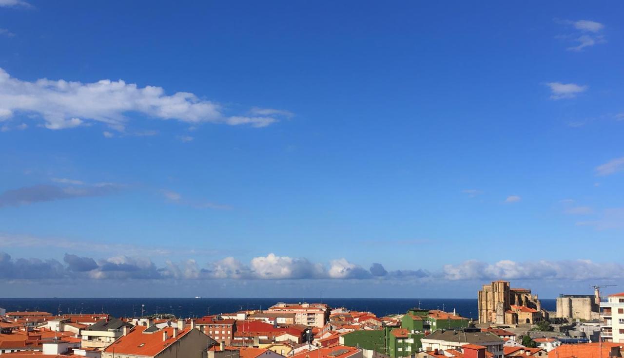 Castro Holidays - Vistas Mar Y Monte Centrico Garaje Gratis Castro Urdiales Exterior photo